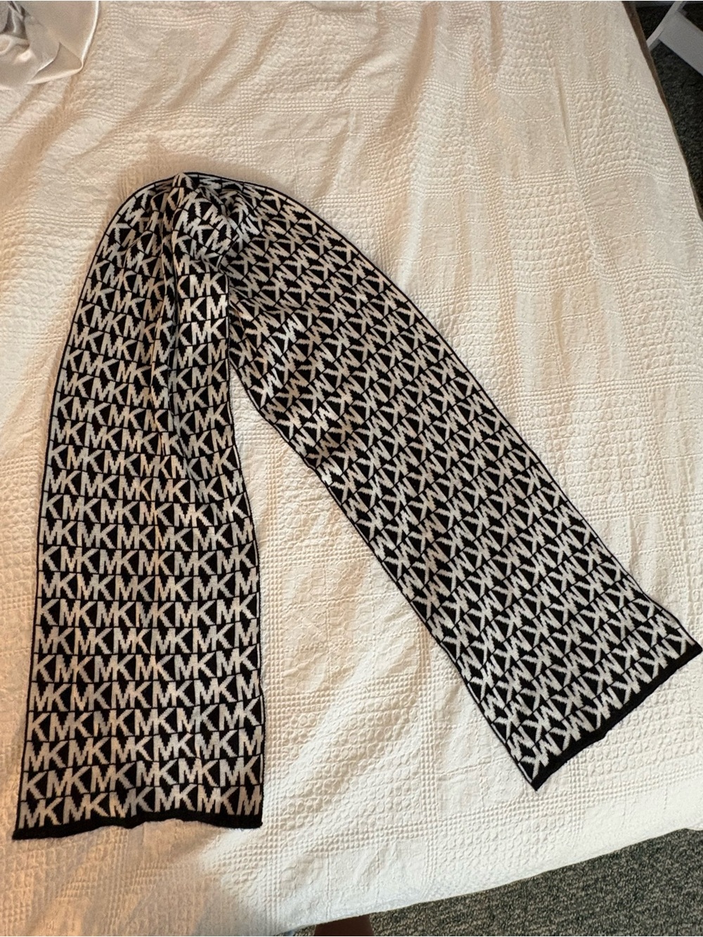 Michael Kors Black & White MK Logo Knit Scarf